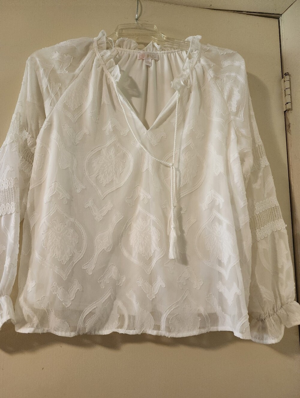 Belle by Kim Gravel White‎ Embroidered Peasant Blouse Size M